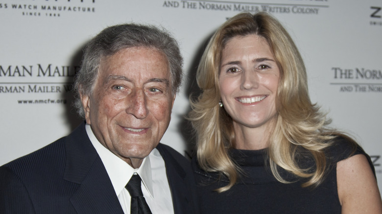 Tony Bennett and Susan Benedetto posing