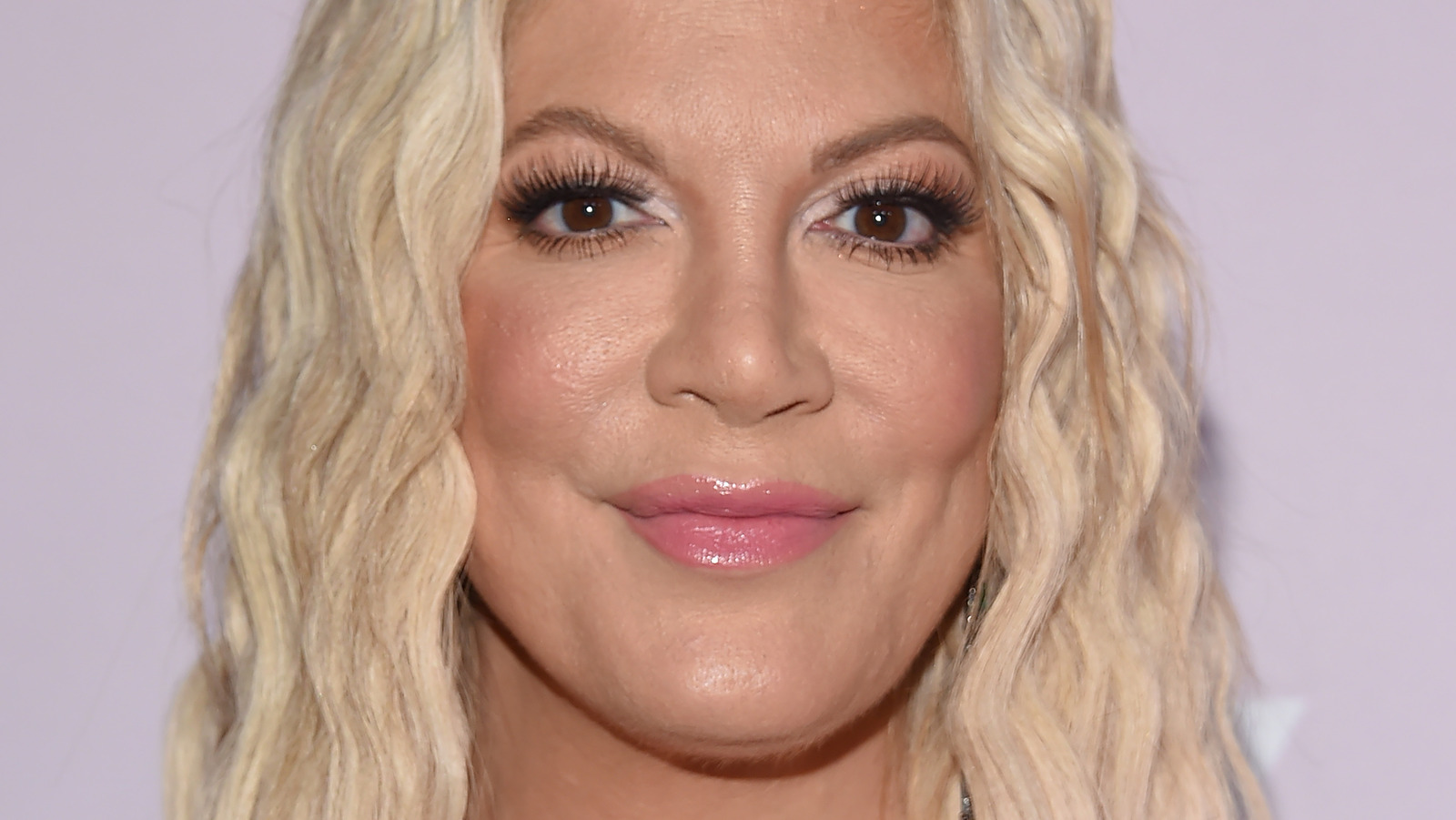 Tori Spelling Adds More Fuel To Dean McDermott Split Rumors