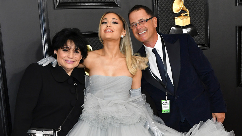 Ariana Grande with her parents, Joan Grande and Edward Butera,at the 2020 Grammys