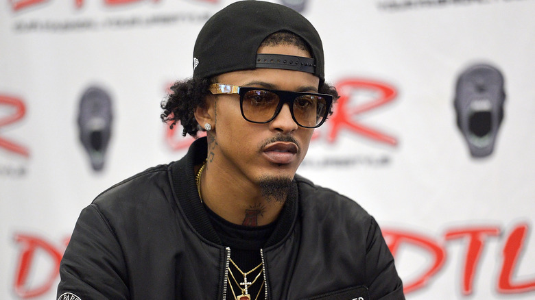 August Alsina posing