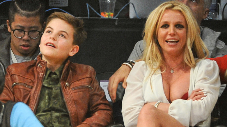 Sean Preston Federline and Britney Spears at a basketball game.