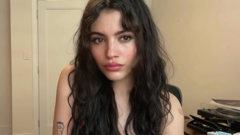 Lexi Jones takes a selfie.