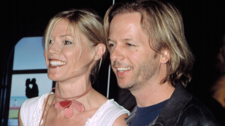 David Spade and Julie Bowen