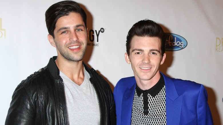 Josh Peck and Drake Bell posing 