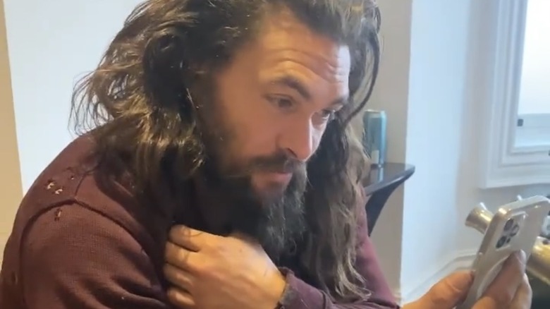 Jason Momoa, talking to Danny Sheehan on Facetime, 2020 screenshot
