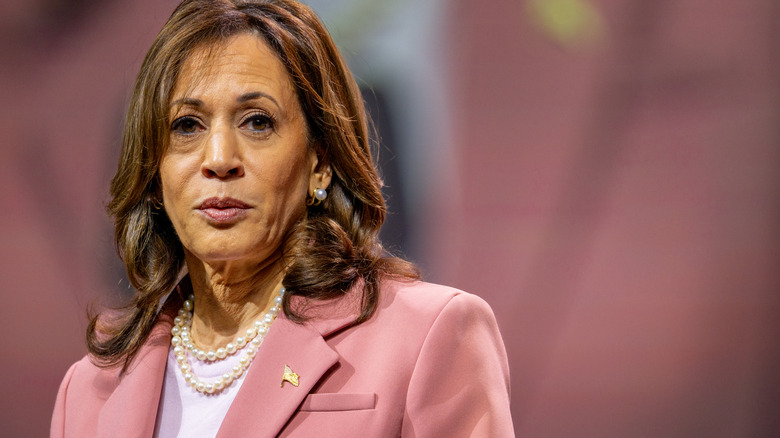 kamala harris head on
