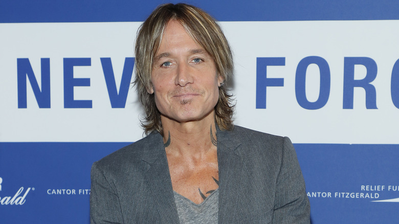 Keith Urban on red carpet