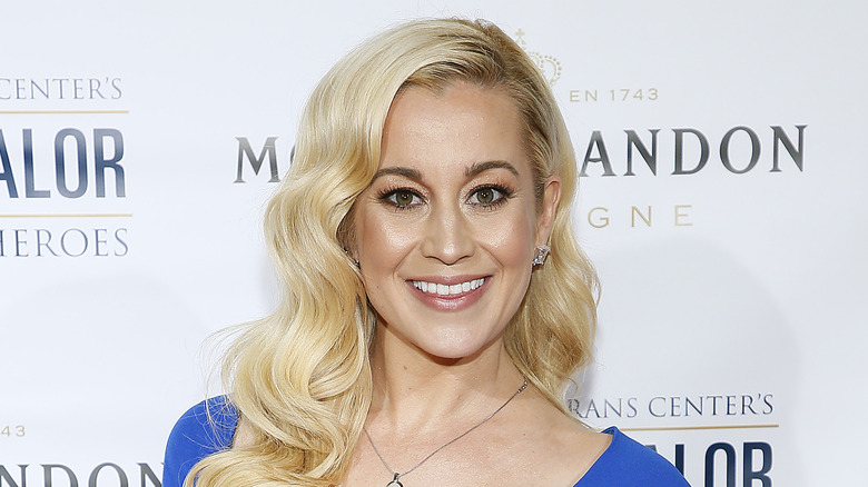 Kellie Pickler poses for a photo
