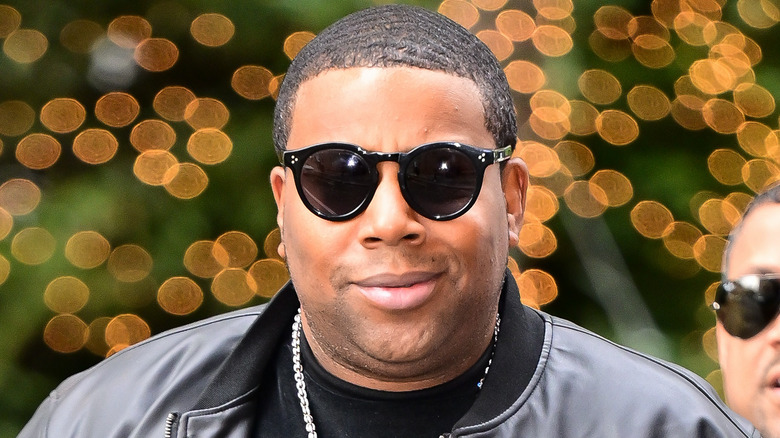 Kenan Thompson smiling