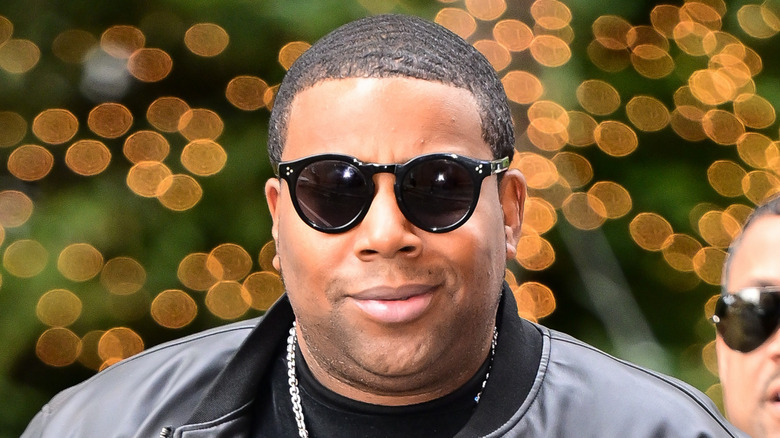 Kenan Thompson smiling