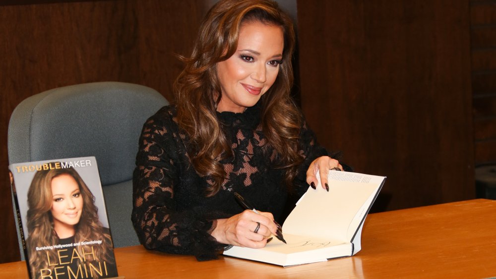 Leah Remini at Barnes & Noble at the Grove in 2015
