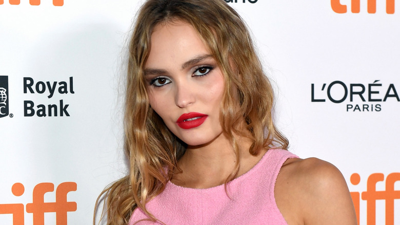 Lily-Rose Depp posing