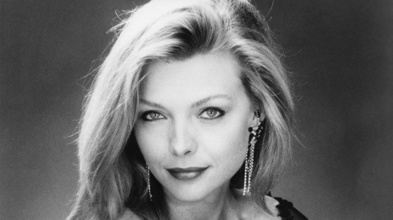 Michelle Pfeiffer on the set of The Fabulous Baker Boys