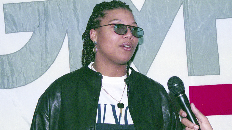 Queen Latifah speaking in 1995