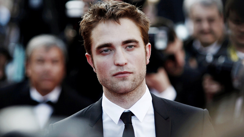 Robert Pattinson posing