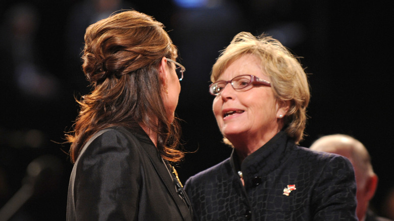 Sarah Palin and Sally Heath at vice-presidential debate