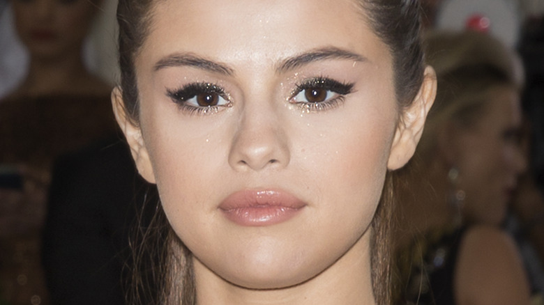 Selena Gomez posing