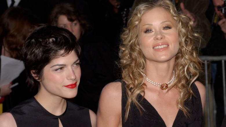 Selma Blair and Christina Applegate posing