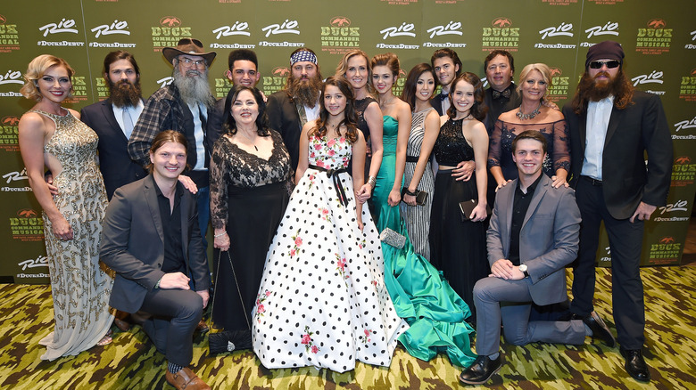 The Duck Dynasty cast om red carpet