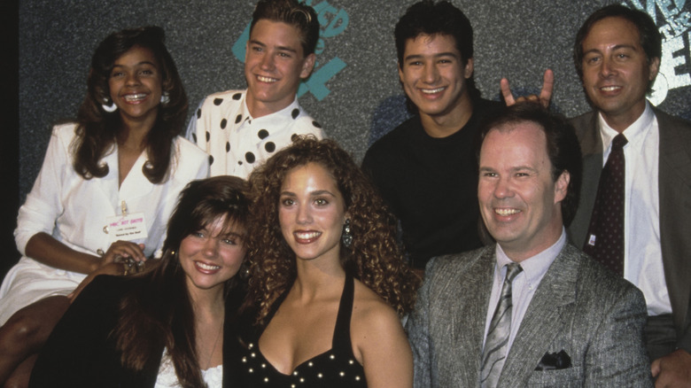 The Saved by the Bell cast grinning