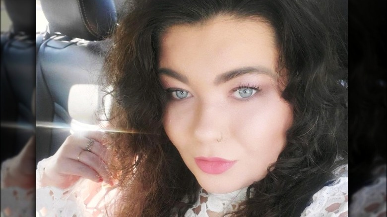 Amber Portwood pouting selfie