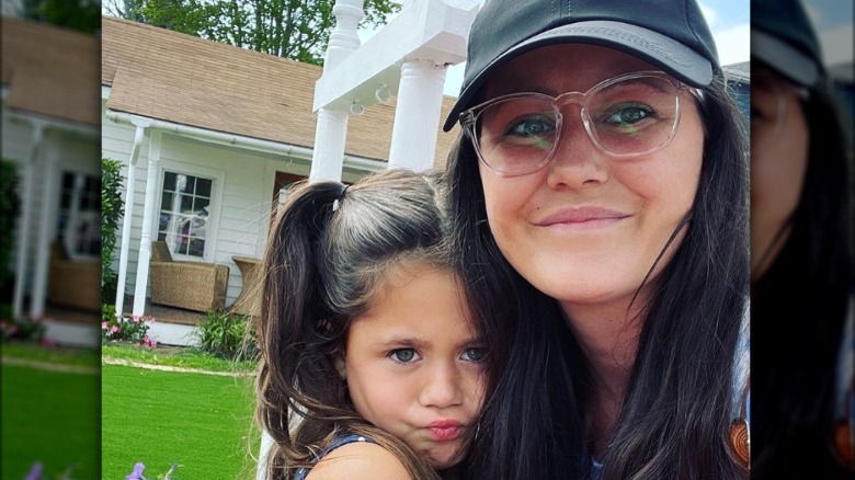 Jenelle Evans with daughter selfie