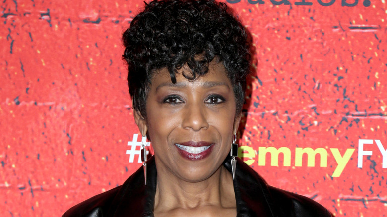 Dawnn Lewis smiling