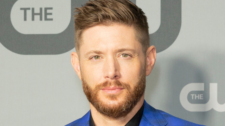 Jensen Ackles posing