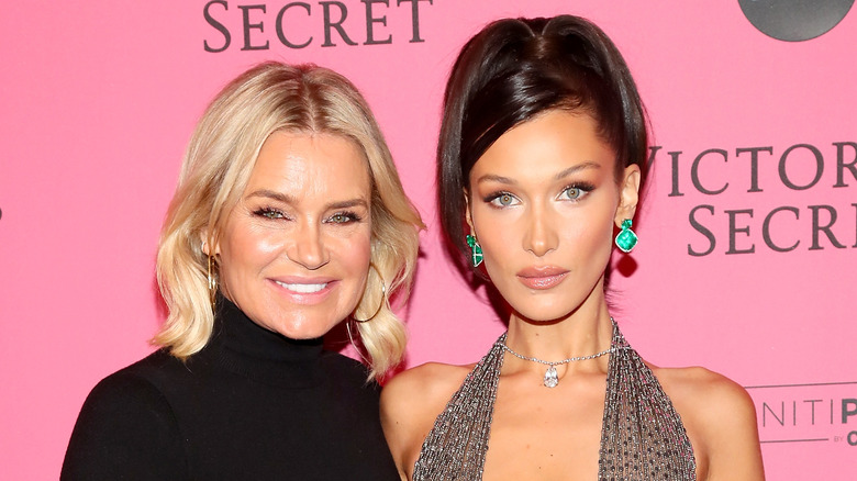 Yolanda and Bella Hadid pose together