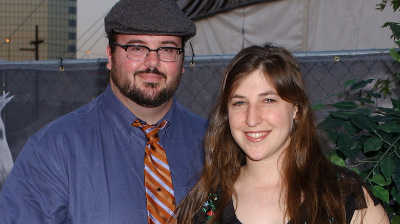 Michael Stone and Mayim Bialik posing