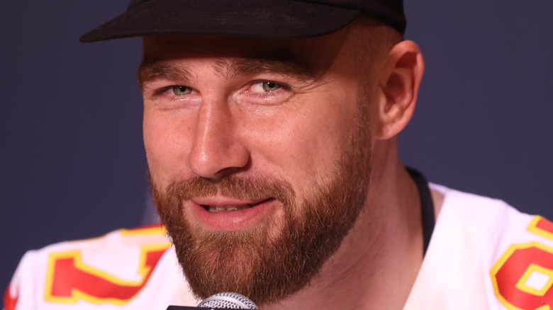 Kelce describes meaning behind 'Bring Back Yesterday' hat