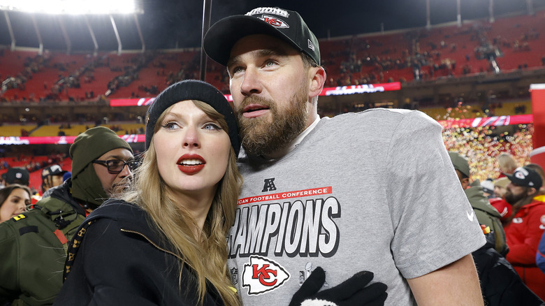 Taylor Swift and Travis Kelce at the AFC Championship game
