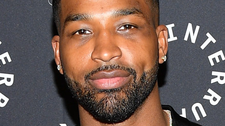 Tristan Thompson poses red carpet 