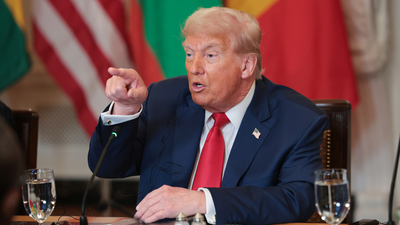 Donald Trump speaking at a Cabinet Meeting