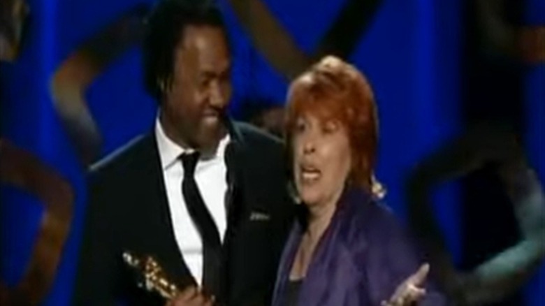 Elinor Burkett accepts Oscar