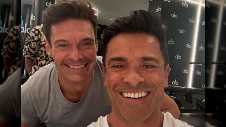 Mark Consuelos takes a selfie with Ryan Seacrest.