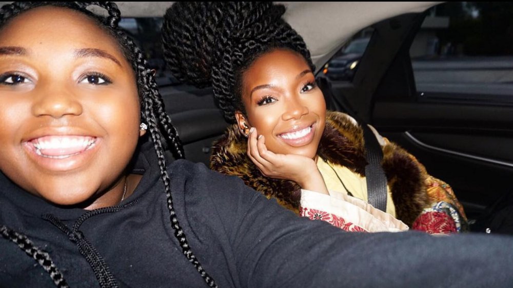 Brandy and her daughter Sy'rai pose for a selfie
