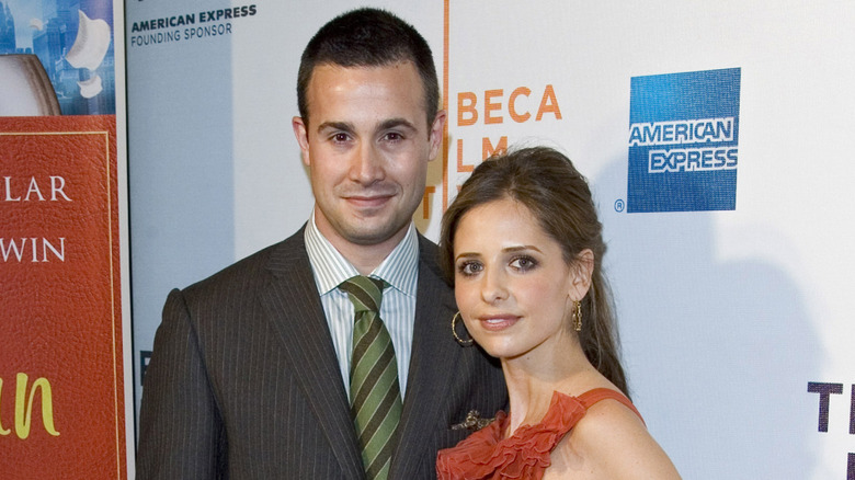 Freddie Prinze Jr. and Sarah Michelle Gellar at premiere of "Suburban Girl"
