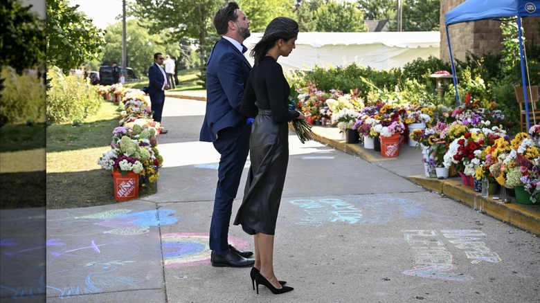 Dressed in a black ensemble, Usha Vance pays tribute to gun violence victims alongside JD Vance