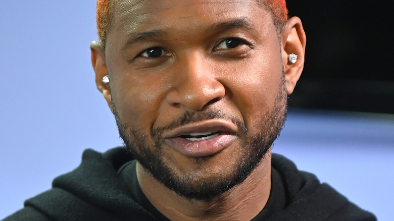 Usher at an event 