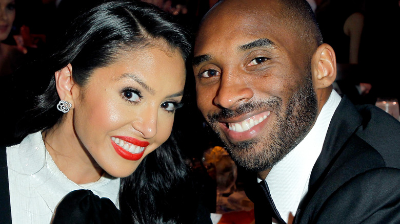 Vanessa Bryant and Kobe couple photo 