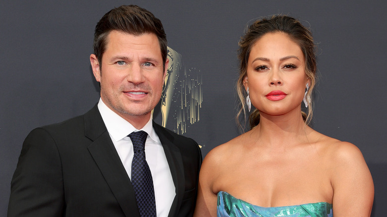 Vanessa & Nick Lachey smiling 