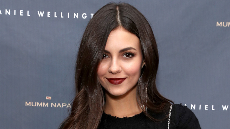 Victoria Justice smiling