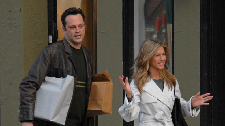 Vince Vaughn and Jennifer Aniston on the set of The Break-Up