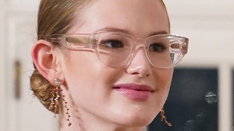 Violet Affleck in glasses closeup