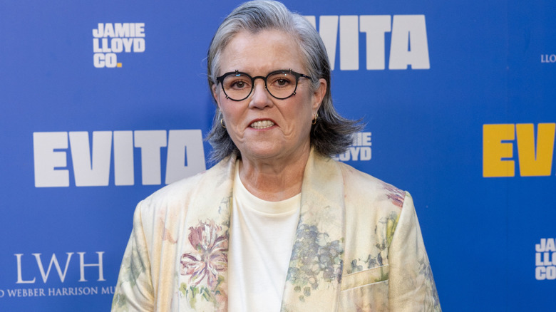 Rosie O'Donnell posing on the red carpet