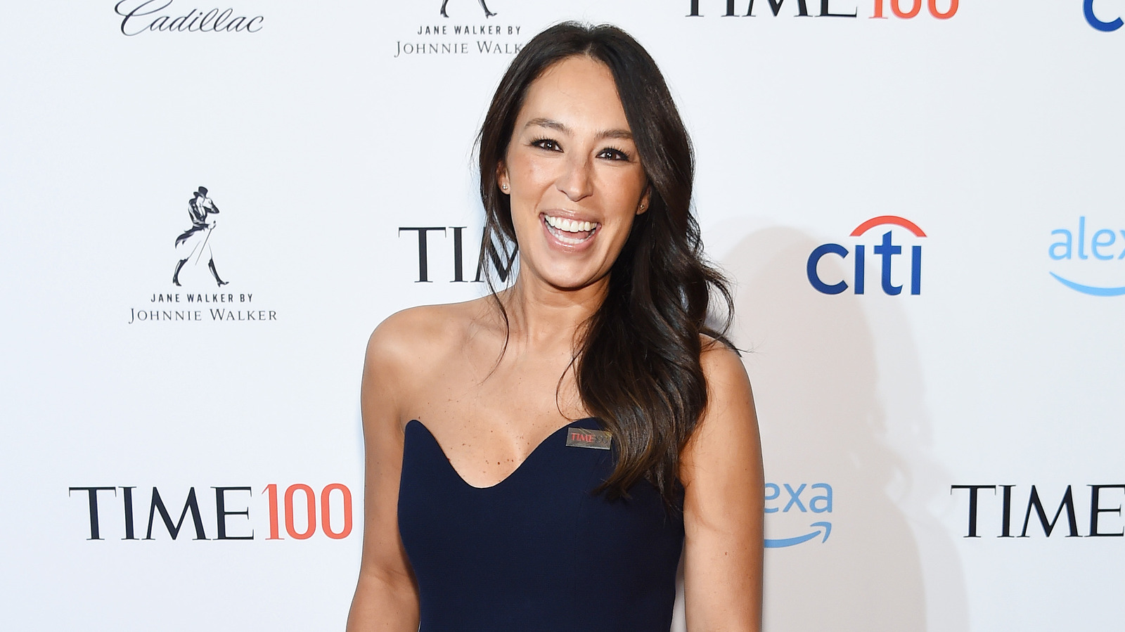 We Changed Joanna Gaines' Signature Dark Hair To Blond (OMG)