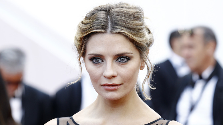 Mischa Barton blonde hair updo