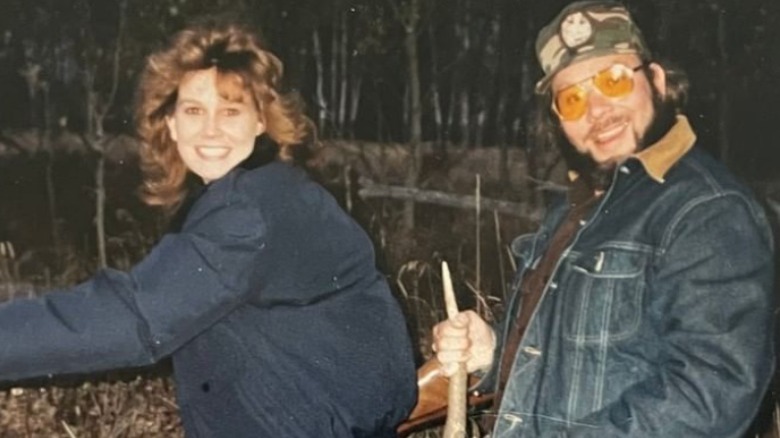 Mary Jane Thomas and Hank Williams Jr. smiling in throwback photo