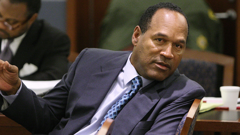 O.J. Simpson court blue tie 